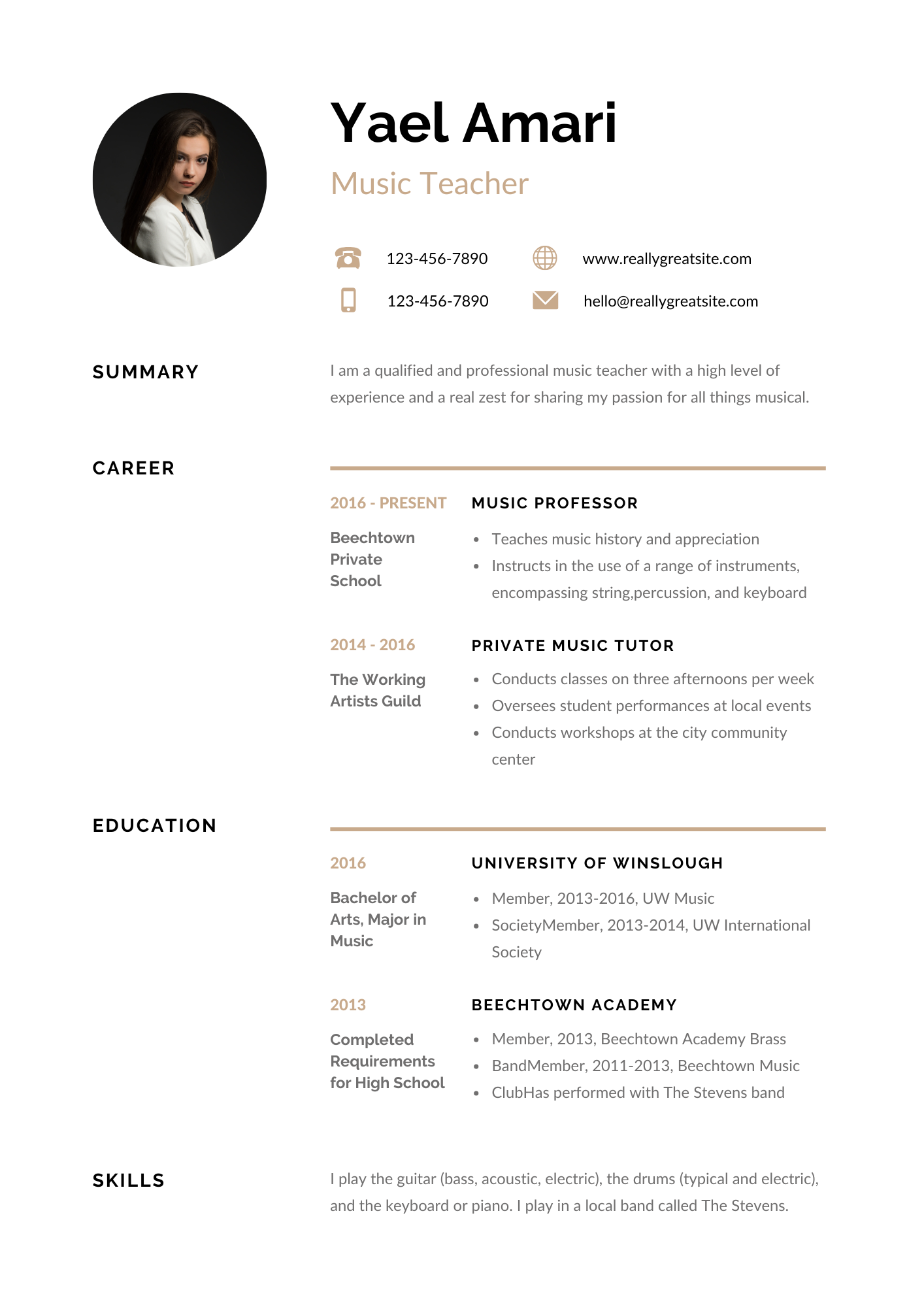 Black and Gold Academic Resume