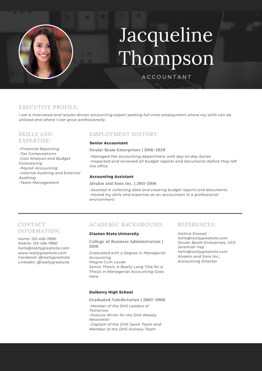 Black and White Photo Infographic Resume